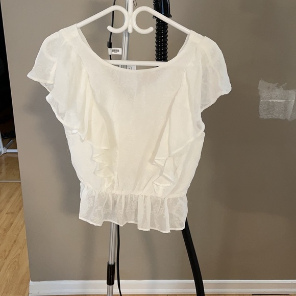 Dynamite women’s small peplum style blouse . - Picture 2 of 4